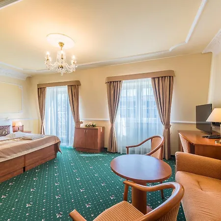Hotel Bajkal 4*